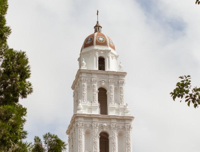 Saint Mary's College Chapel 经济学学位