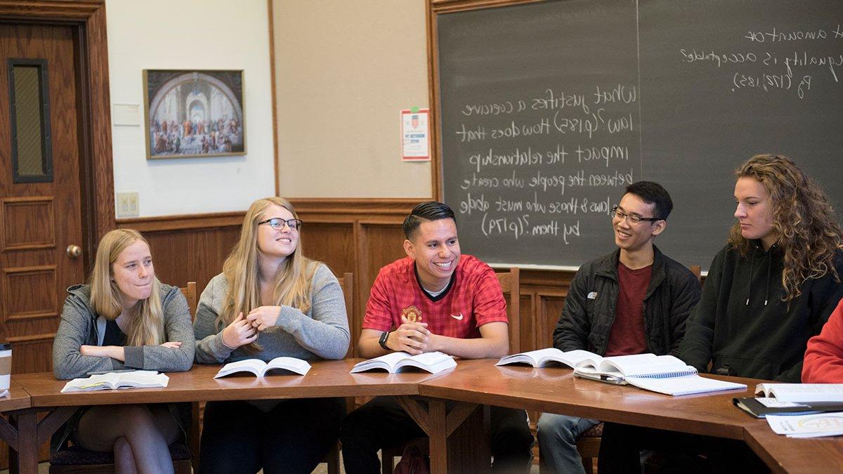 Students in a seminar class